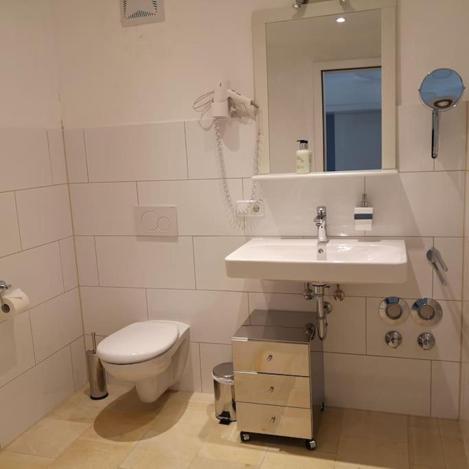 Appartement Gutshof In Seenaehe *